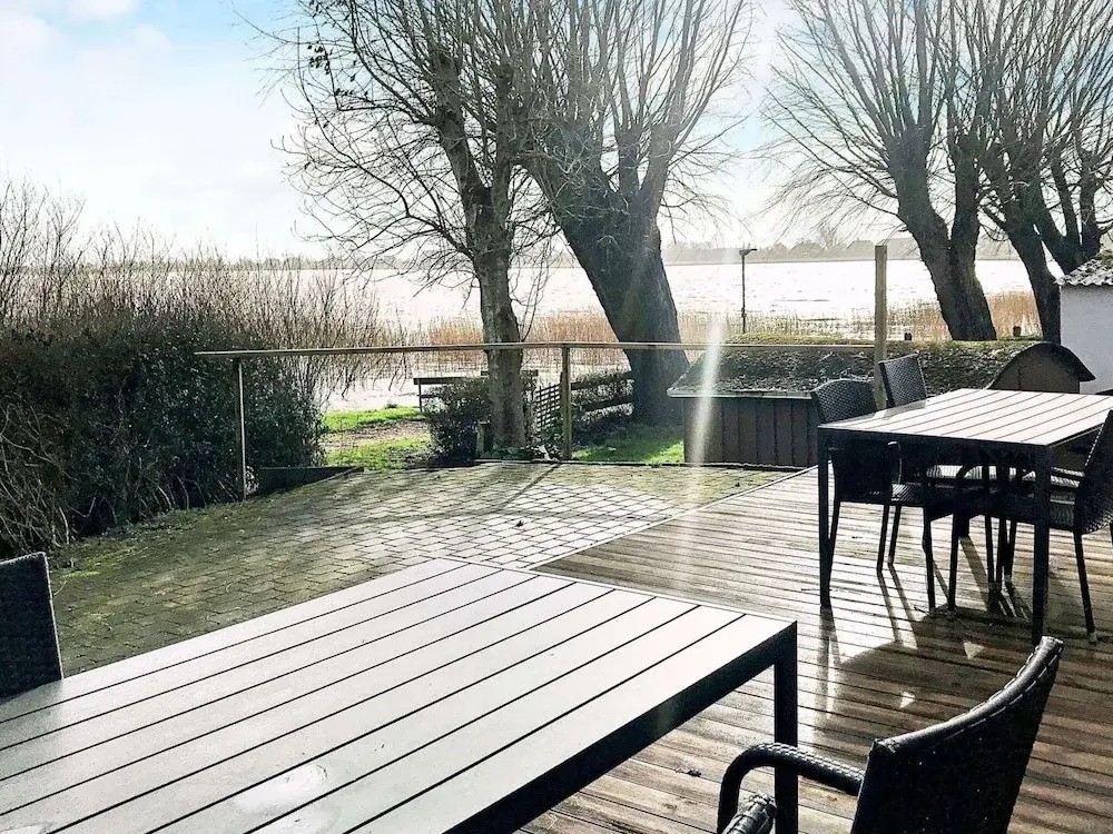 10 Person Holiday Home in Hojer