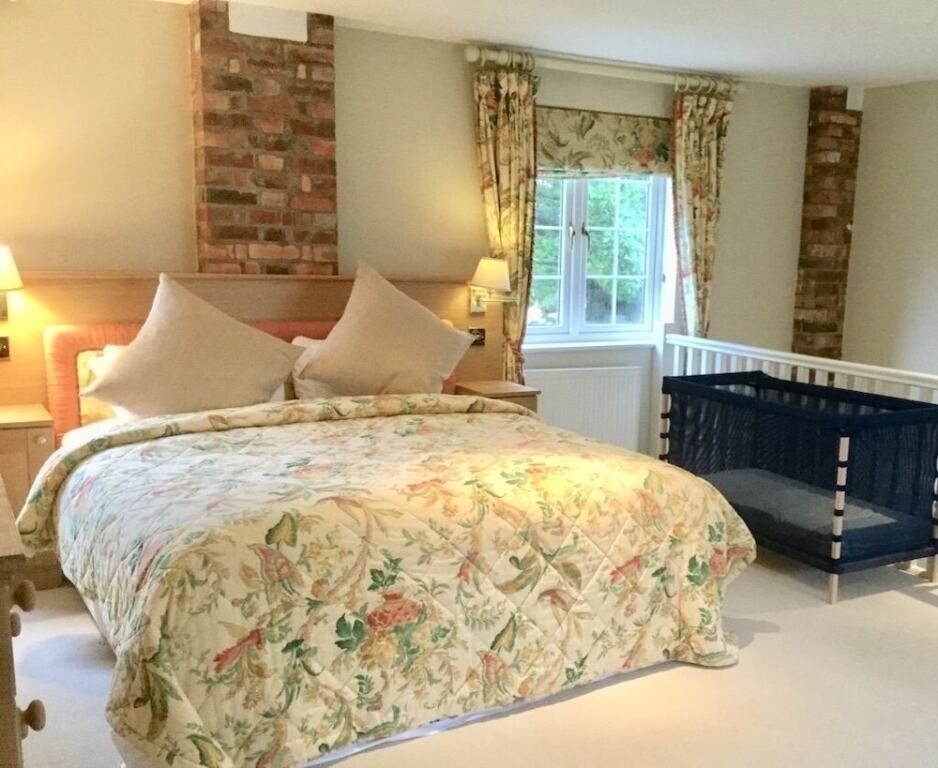 Beautiful House With Huge Indoor Pool