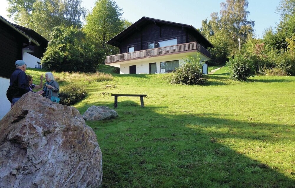 Amazing Apartment In Thalfang With 2 Bedrooms And Wifi