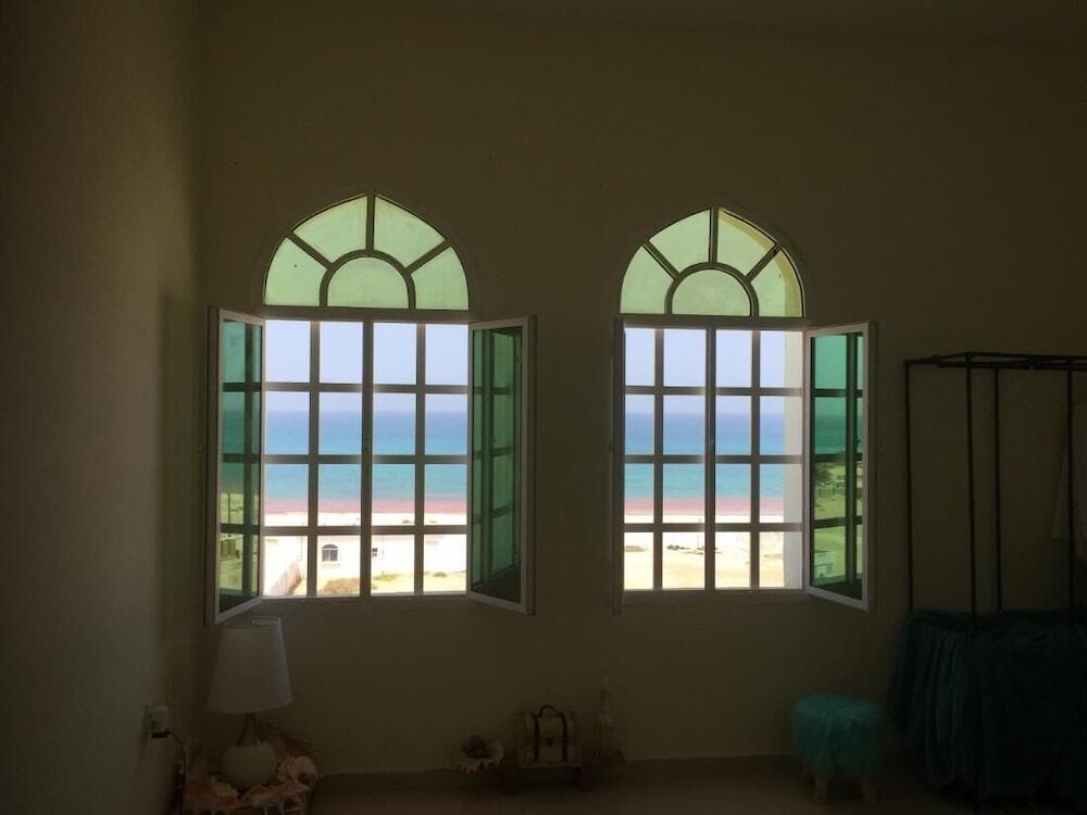 Beachfront Room With Stunning Sea View Free Breakfast And Toiletries