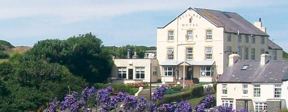 Bull Bay Hotel