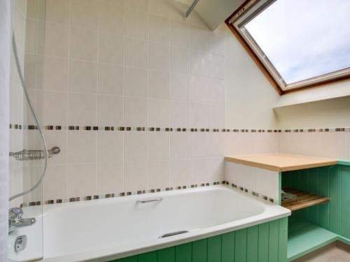 Apartment Golfer View.1