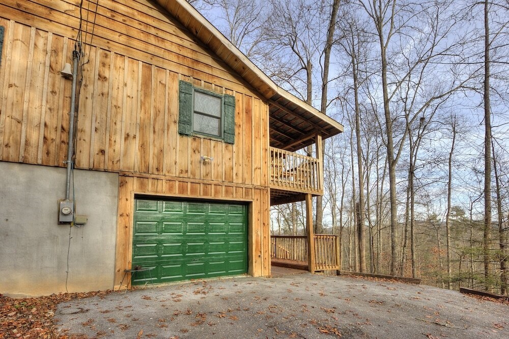 A Finders Keepers #335 By Aunt Bug's Cabin Rentals