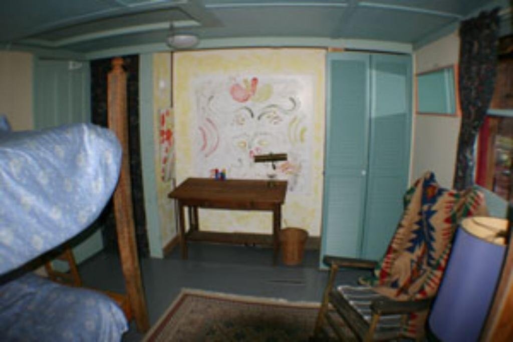 A Comfort Woods Guesthouse