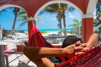 Beachfront Groundfloor Hacienda Del Cuyo
