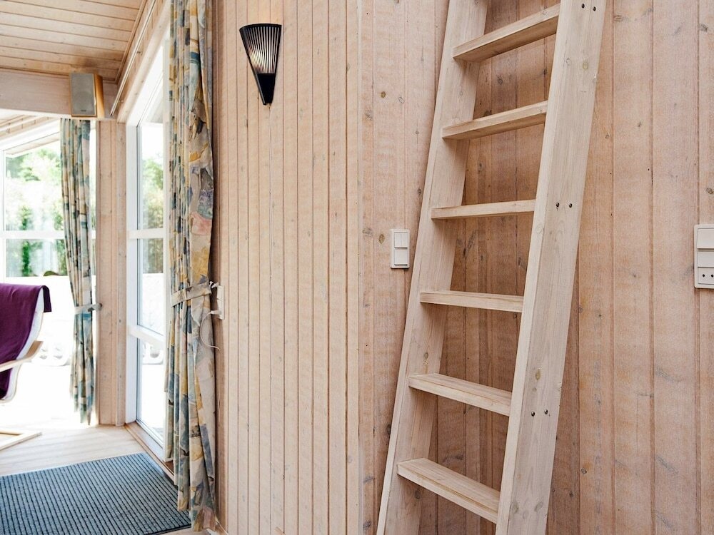 Cozy Holiday Home In Glesborg With A Sauna