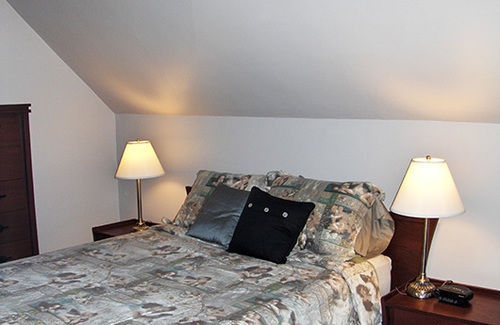 Agincourt Manor B&B Suites