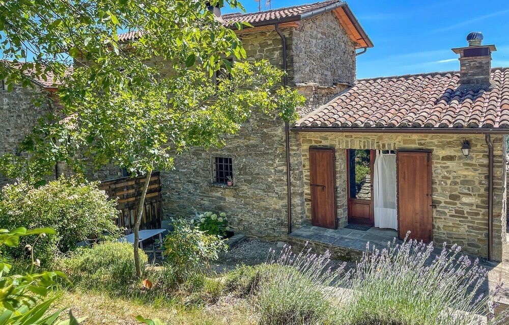 Beautiful Home In San Giustino With 4 Bedrooms, Wifi And Outdoor Swimming Pool