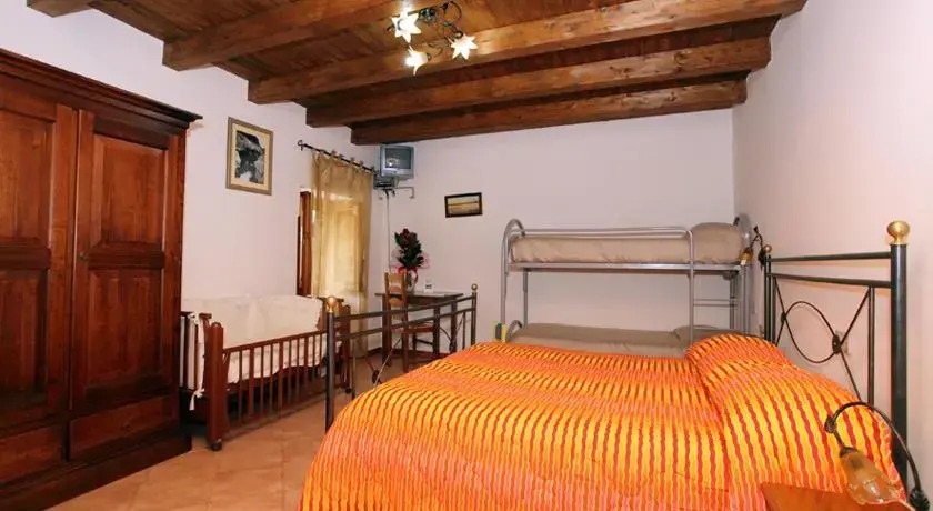 Agriturismo La Roccia