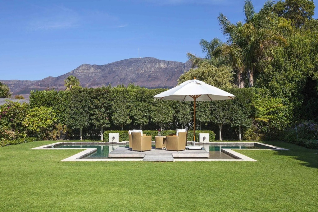 14 On Klein Constantia