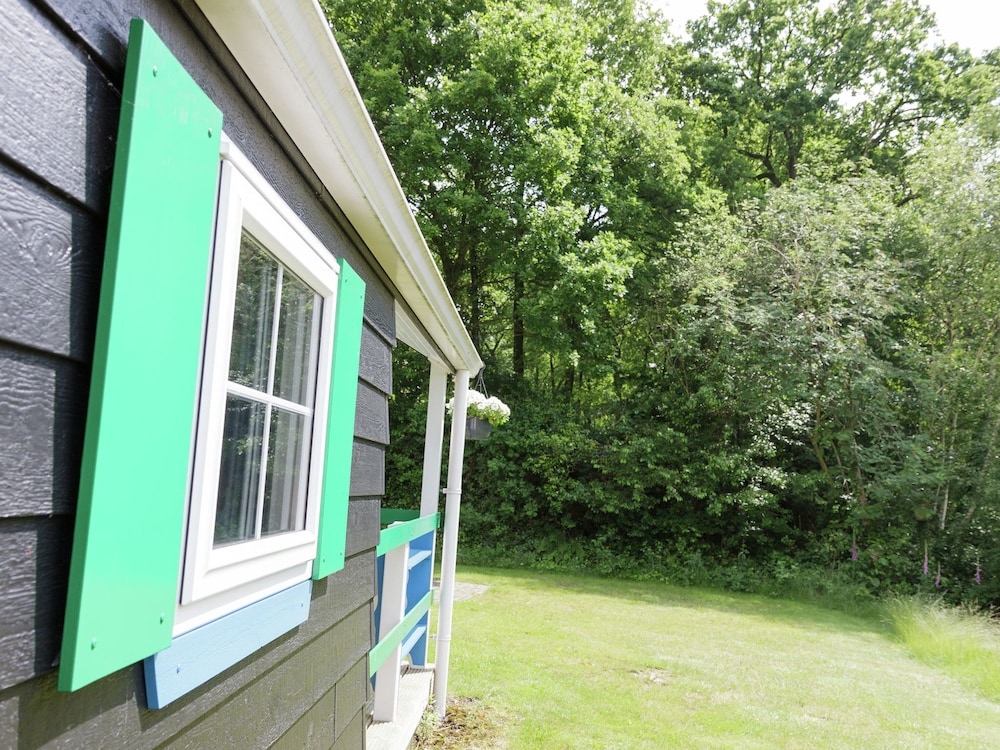 Cozy Chalet With Dishwasher, Surrounded By Nature