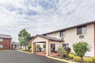 Baymont By Wyndham Dubuque