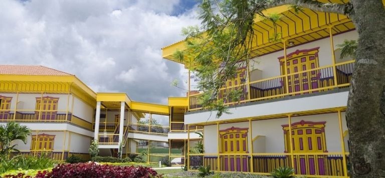 Allure Café Mocawa Resort