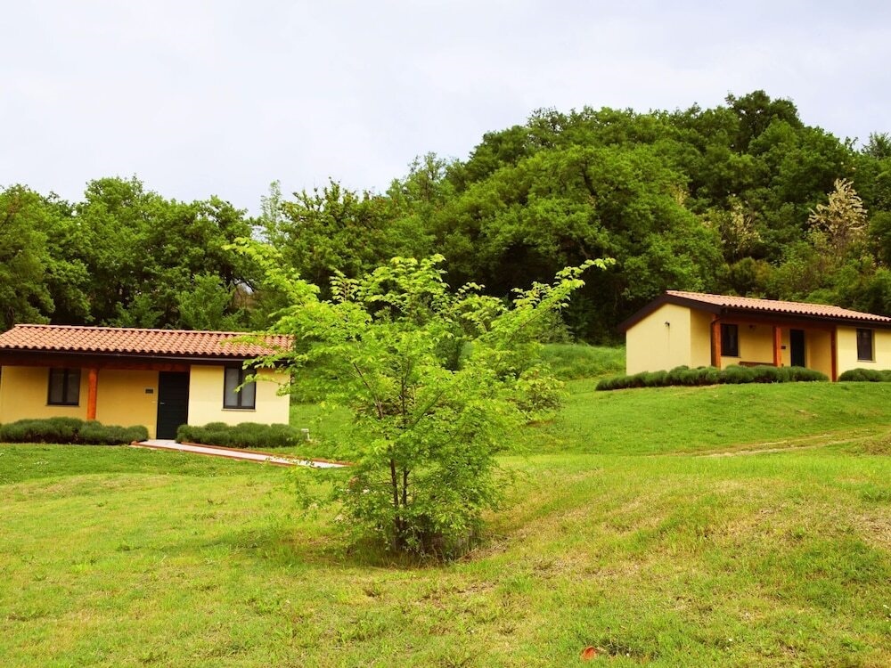 Captivating Cottage In San Ginesio With Swimming Pool