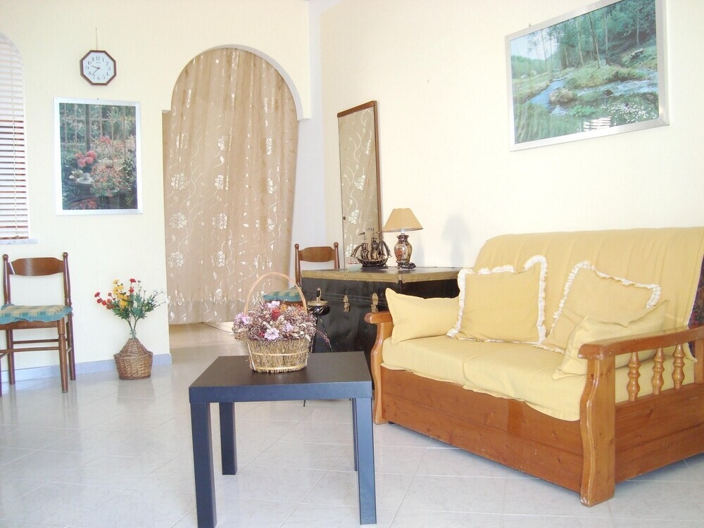 Apartment Lungomare Cristoforo Colombo - 3