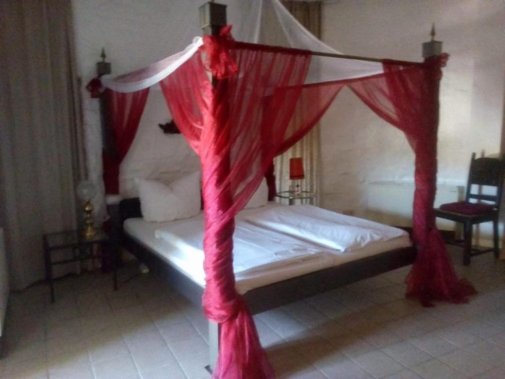 Freizeit-Burg Oase, Bad Münstereifel