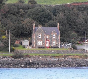 Cairnryan House