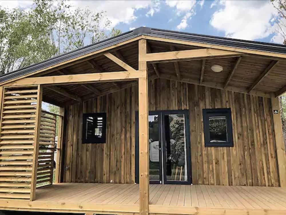 Camping Le Vallon Des Cigales