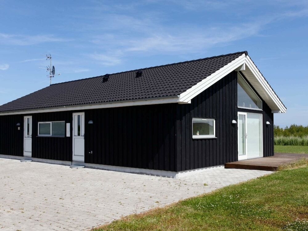 Alluring Holiday Home in Rødby With Whirlpool