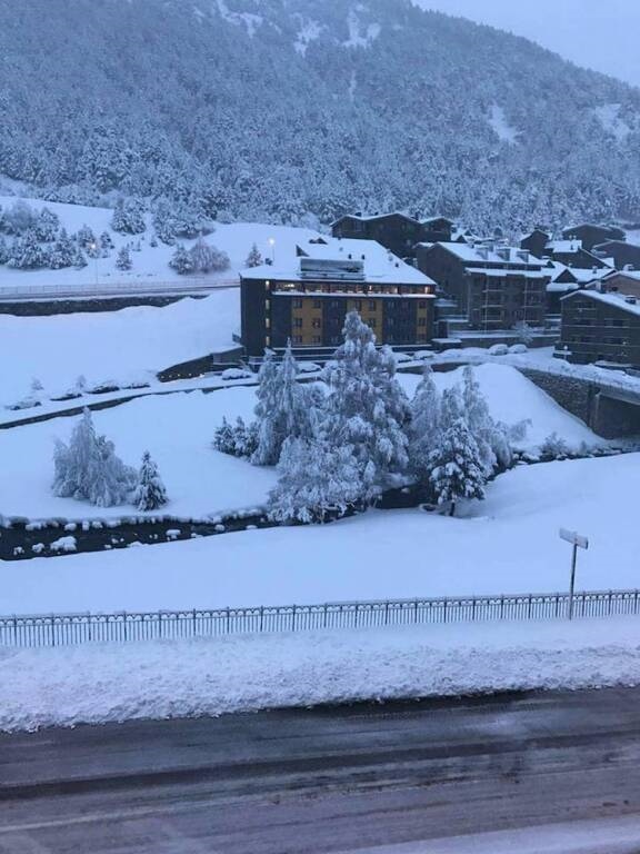 Apartment With 3 Bedrooms In Canillo With Terrace And Wifi