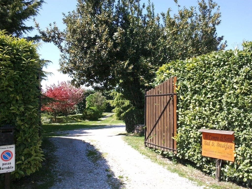 Al Campo Di Sotto Bed & Breakfast