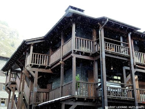 Apartment With In El Tarter With Wonderful Mountain View