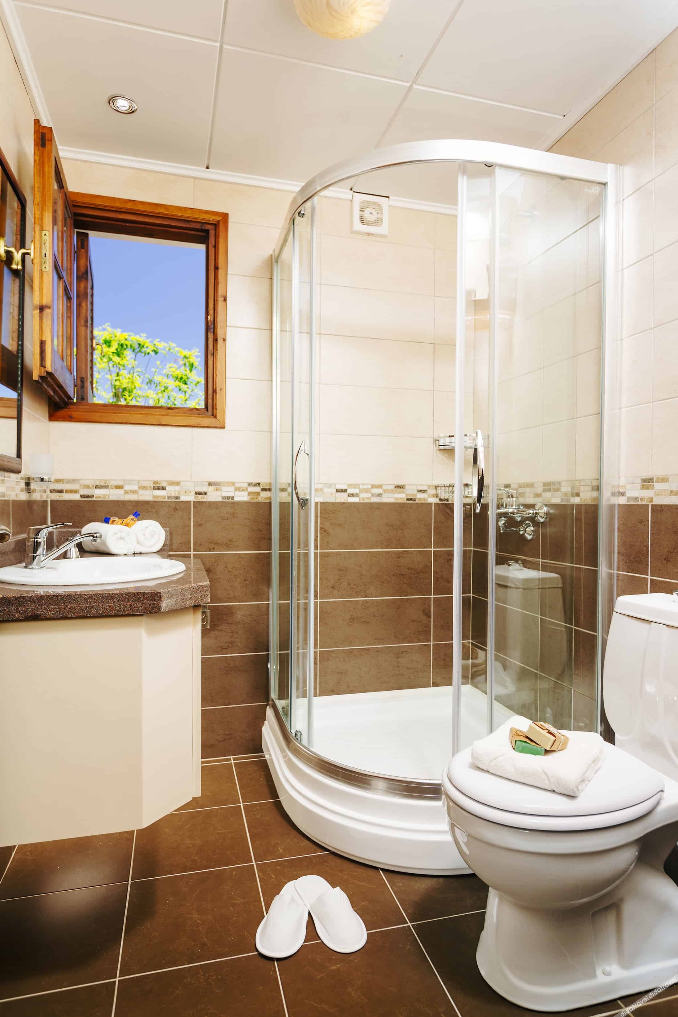 Almond Holiday Village