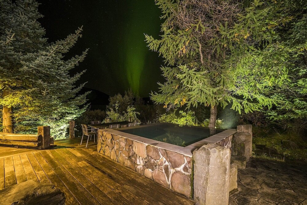 Álftavík Lakefront Villa