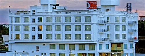 Clarks Inn Airport Hotel