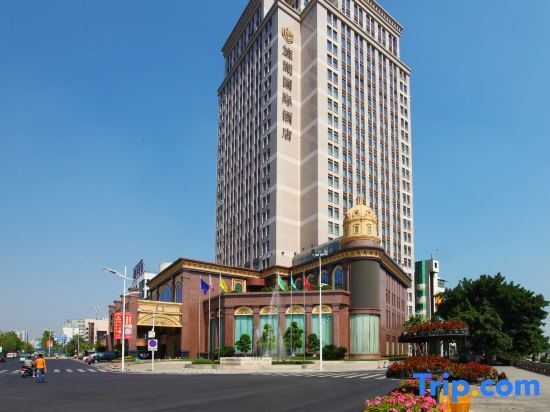 Jinghu Hotel