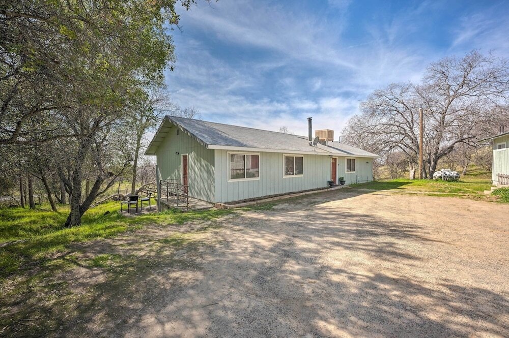 Authentic Escape At The Exact Center Of Ca!