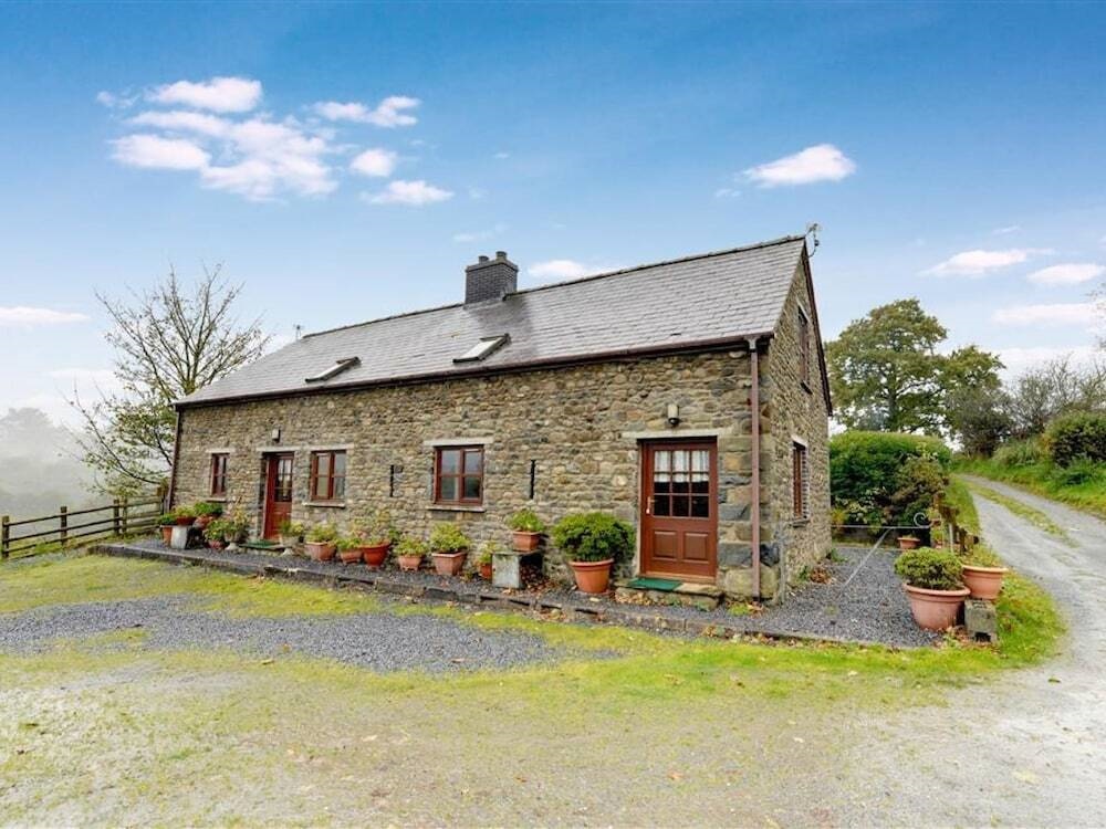 Alluring Holiday Home In Llandovery With Garden