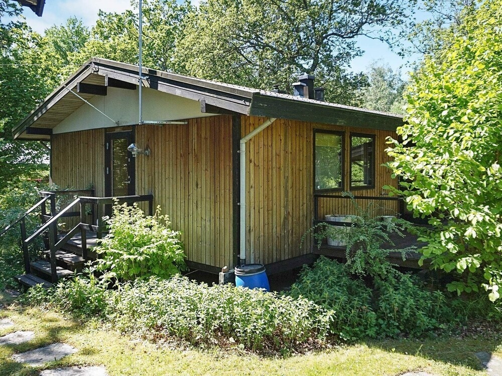 6 Person Holiday Home In Ljustero