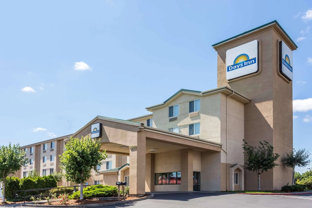 Surestay Plus Hotel By Best Western Portland East