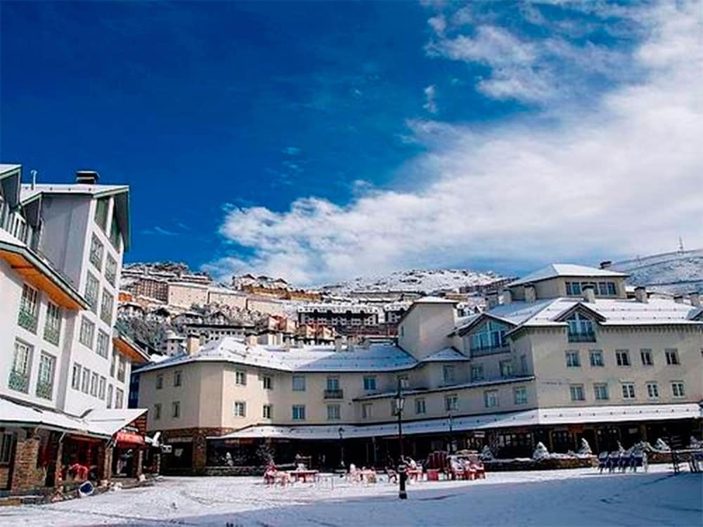 20 Meters From The Slopes, Parking And Wifi