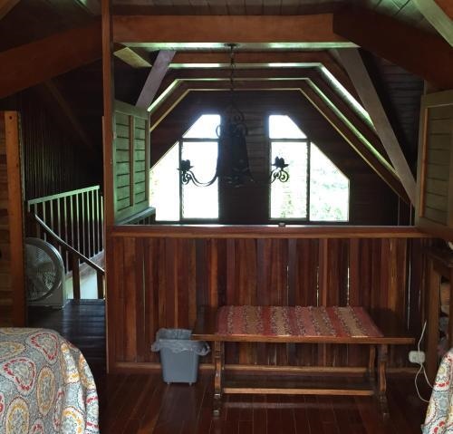 Chalet Nicholas Bed & Breakfast