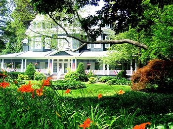 Cedars and Beeches Bed & Breakfast Inn