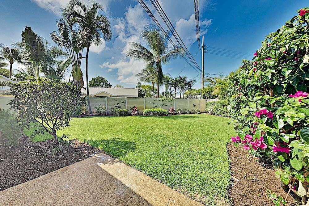 Charming Getaway W/ New Kitchen & Private Backyard 3 Bedroom Home