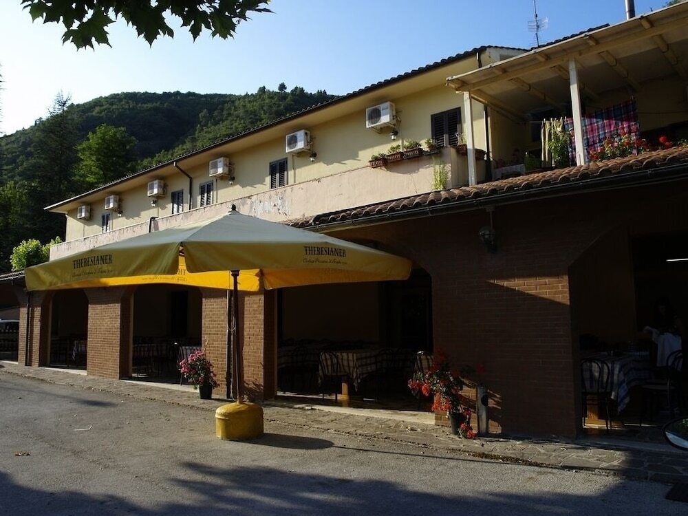 Albergo Magrini Della Genga