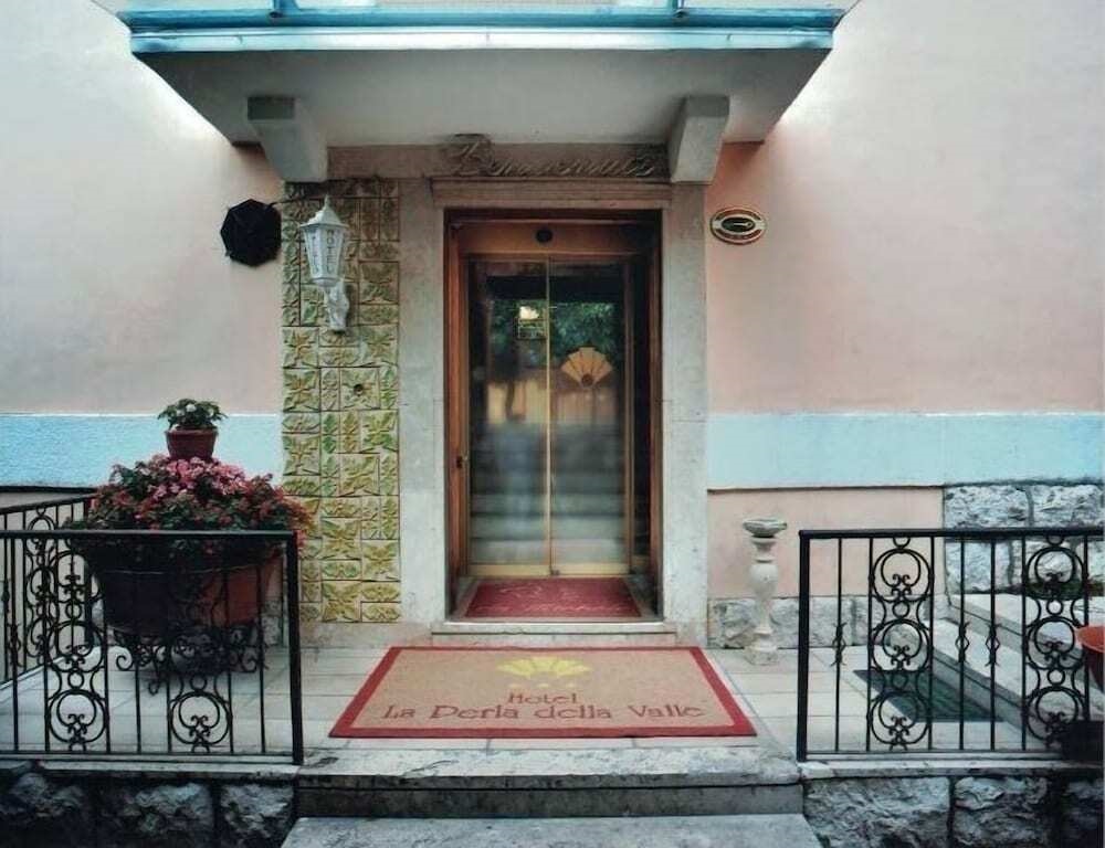 Albergo La Perla Della Valle