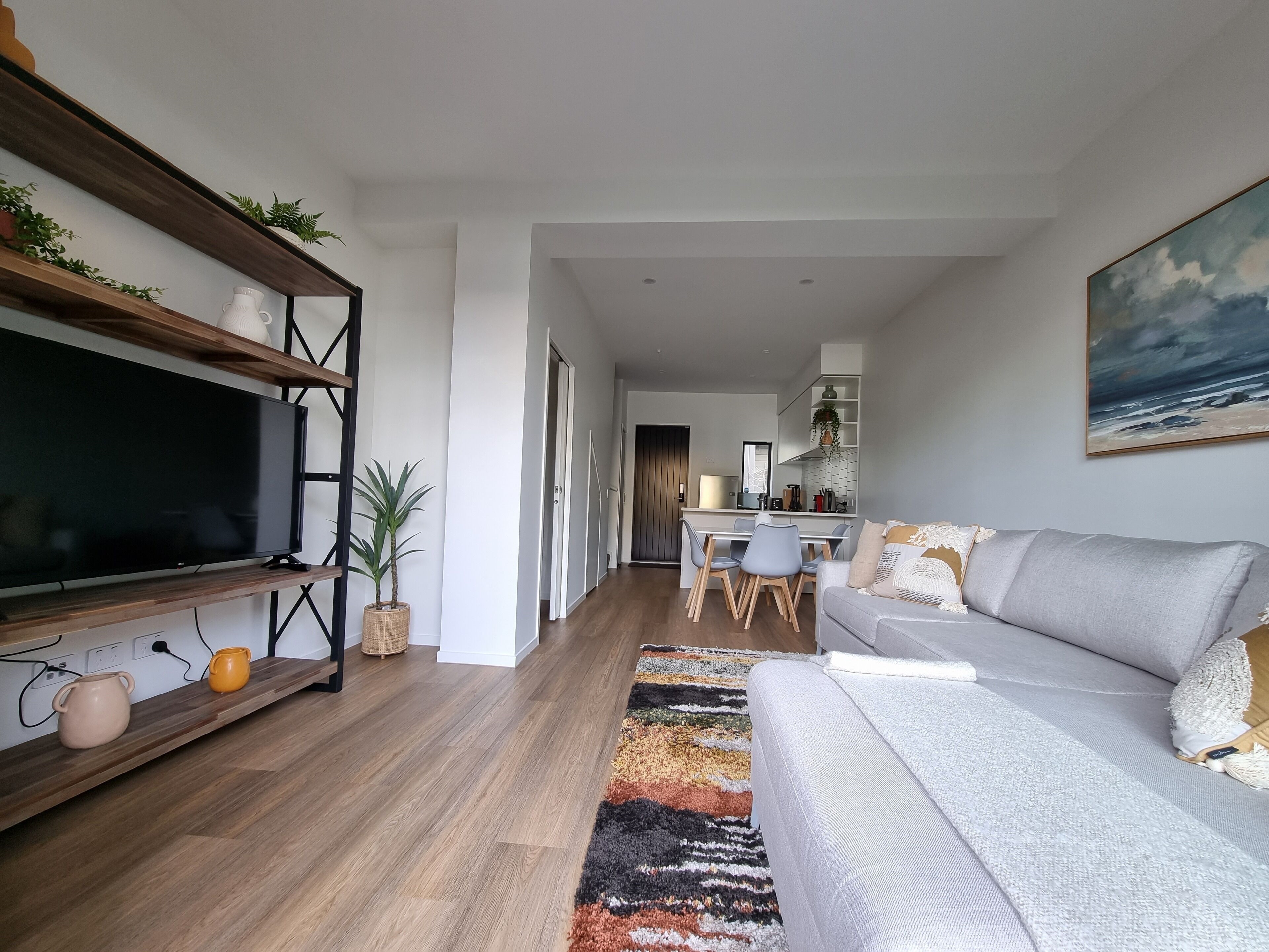 Brand New House by Botany - Parking