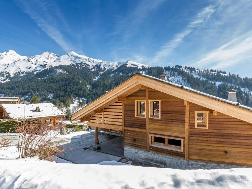 Chalet La Clusaz, 9 pièces, 13 personnes - FR-1-304-219