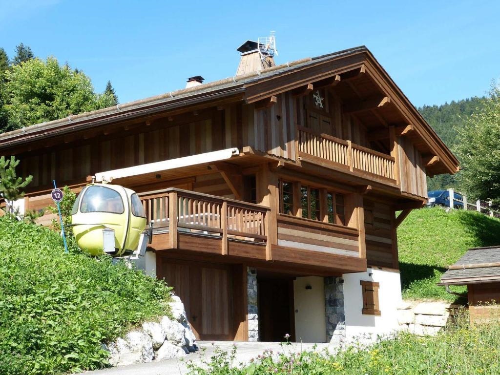 Chalet La Clusaz, 6 pièces, 8 personnes - FR-1-304-113