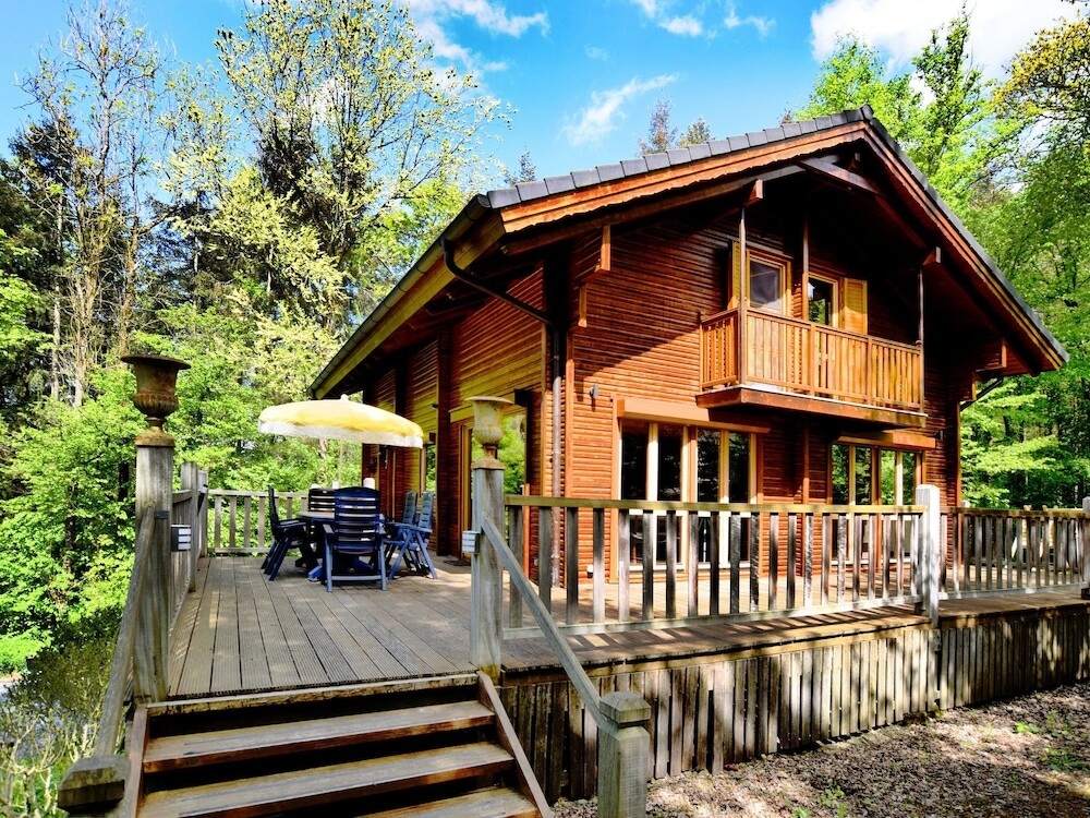 Beautiful Chalet With Sauna Near Forest in Durbuy