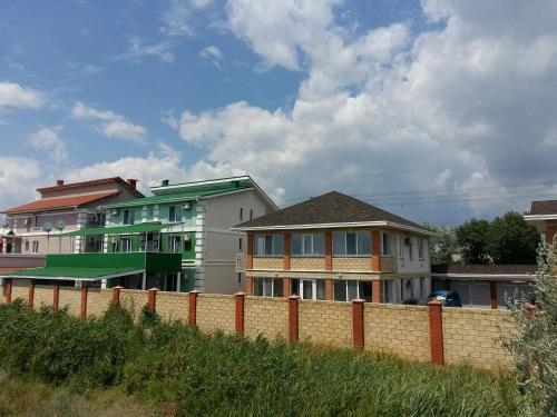 Bliznetsy I Svetofor