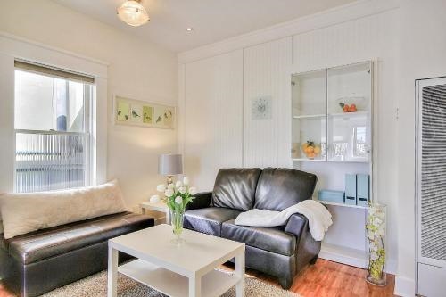 Charm And Whimsy In Ventura By Redawning