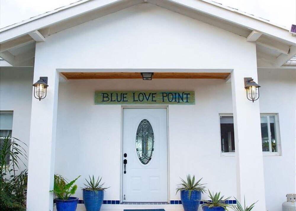 Blue Love Point 3Br By Eleuthera Vacation Rentals