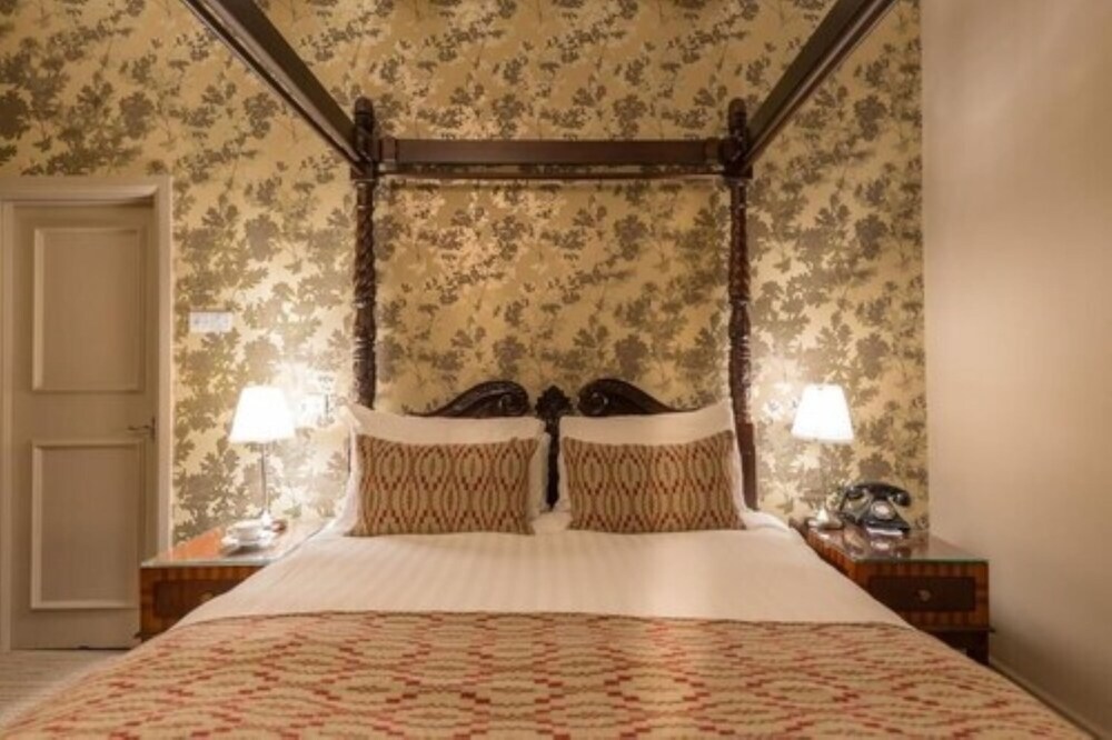 Best Western Crown Hotel