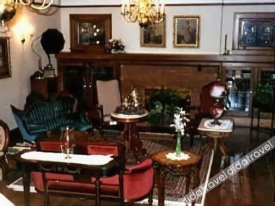 Dearborn Bed And Breakfast