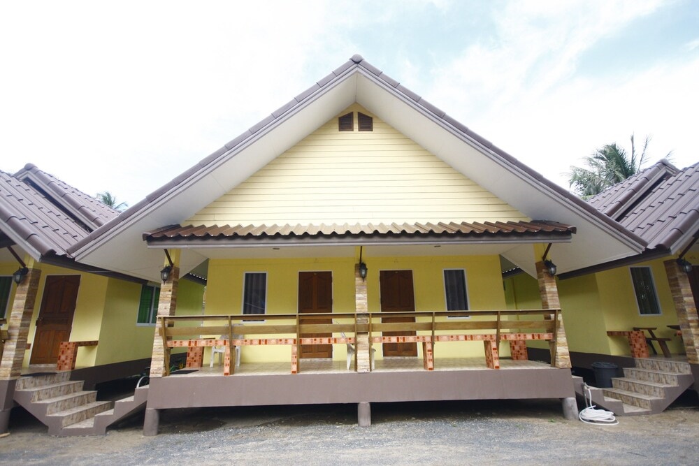 Bansuratwadee Resorts